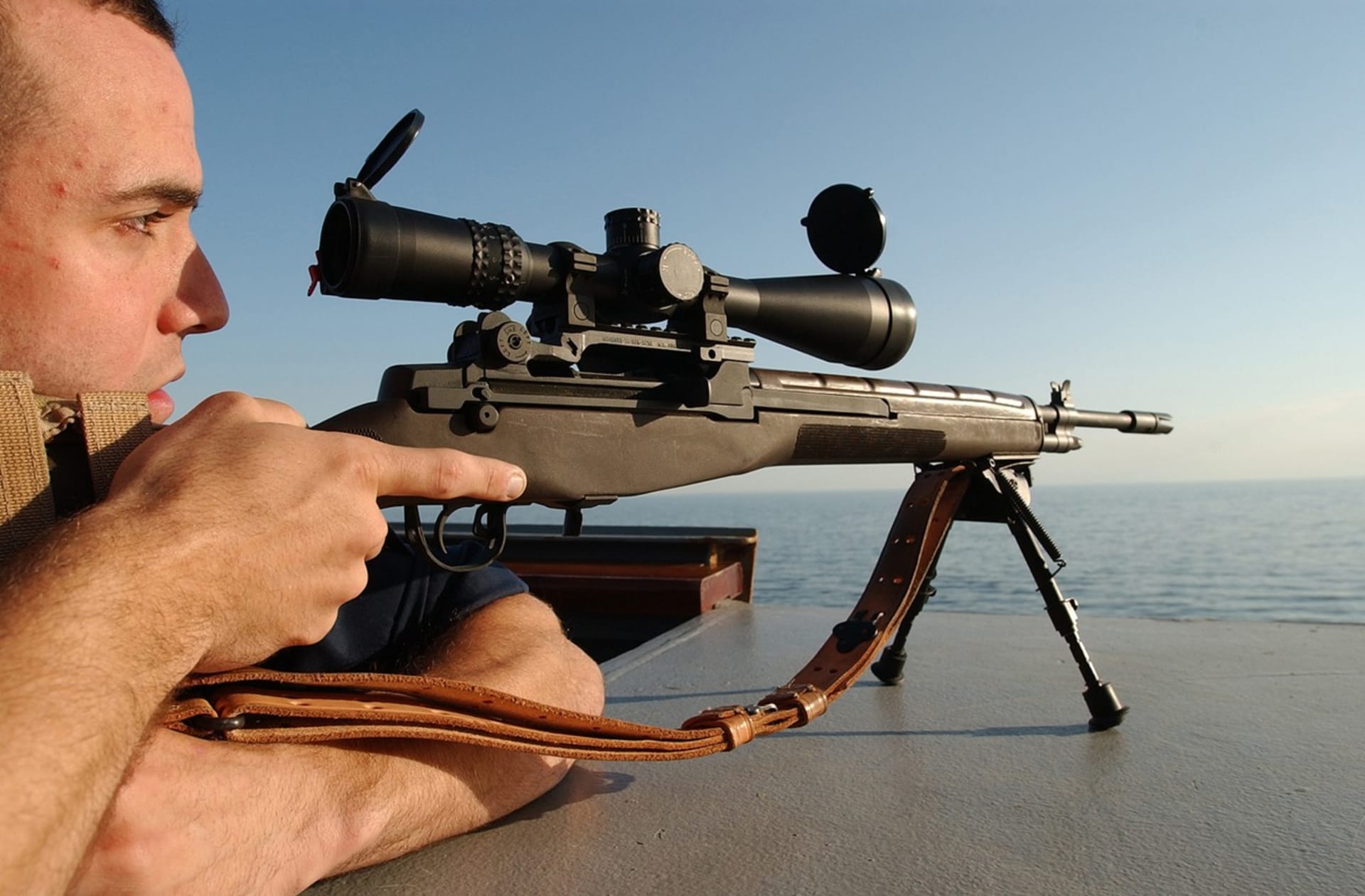 Puška M14 v akci