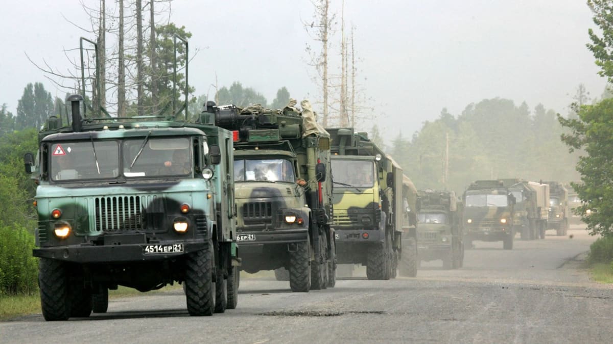 Ruský konvoj při invazi do Gruzie (12. 8. 2008)