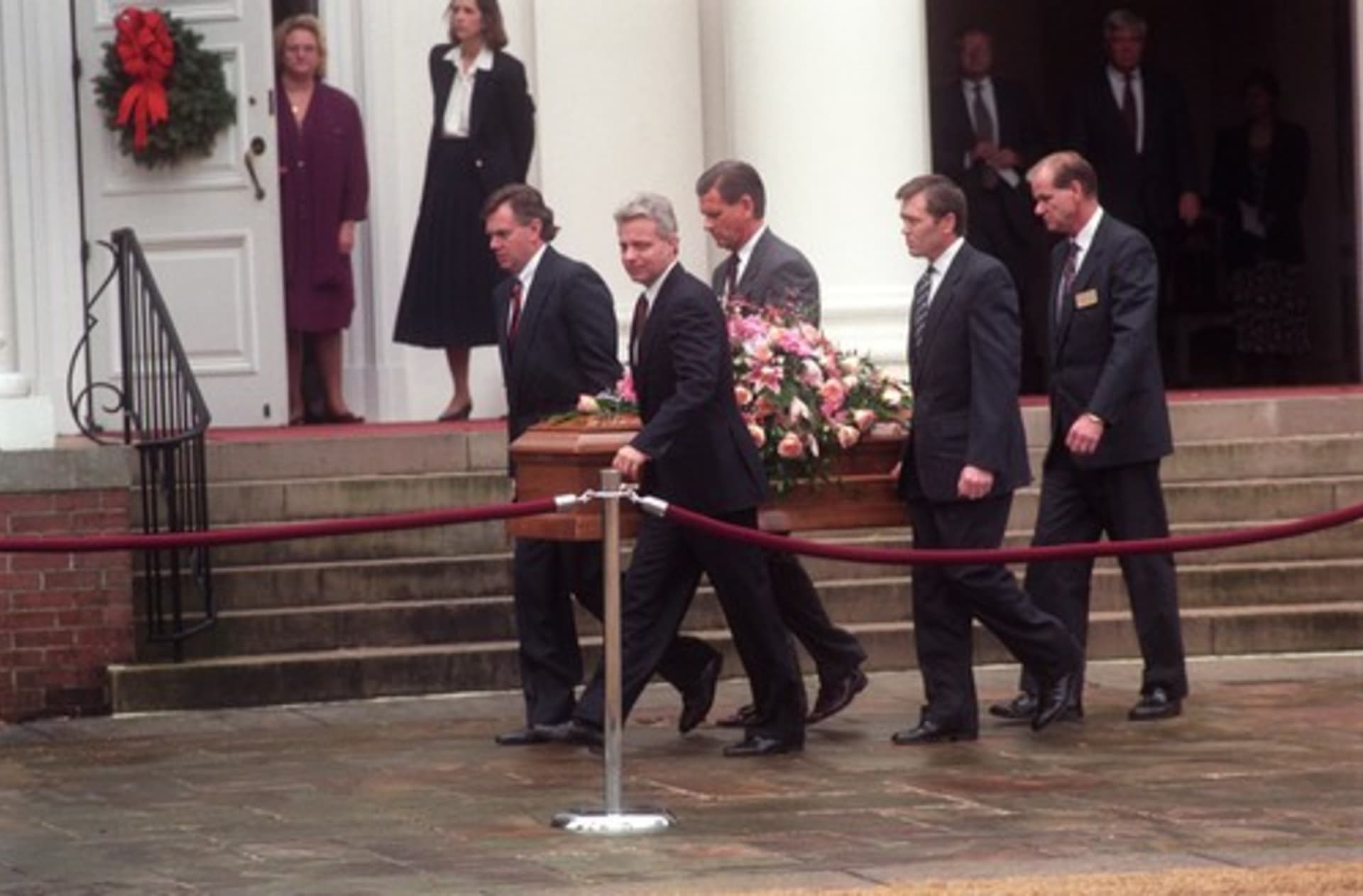Pohřeb JonBenét Ramseyové v roce 1996