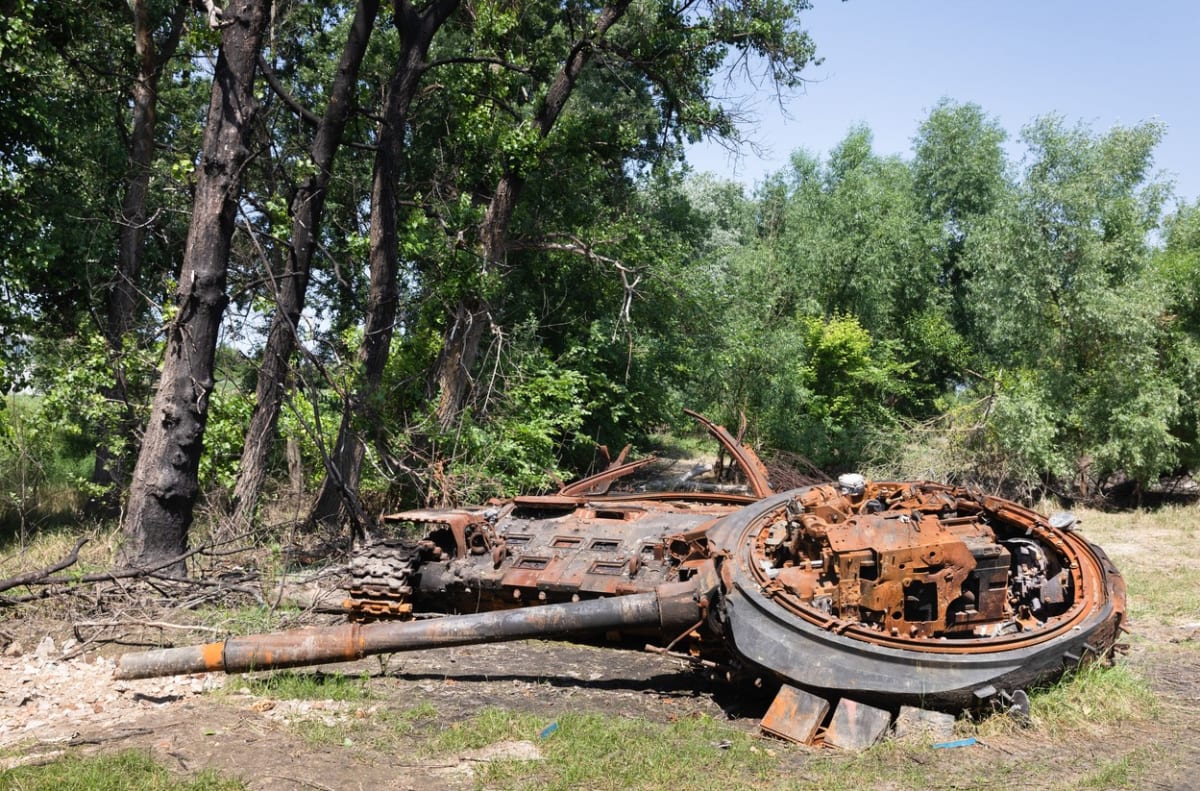 Zničený ruský tank u Černigova, 19. června 2022