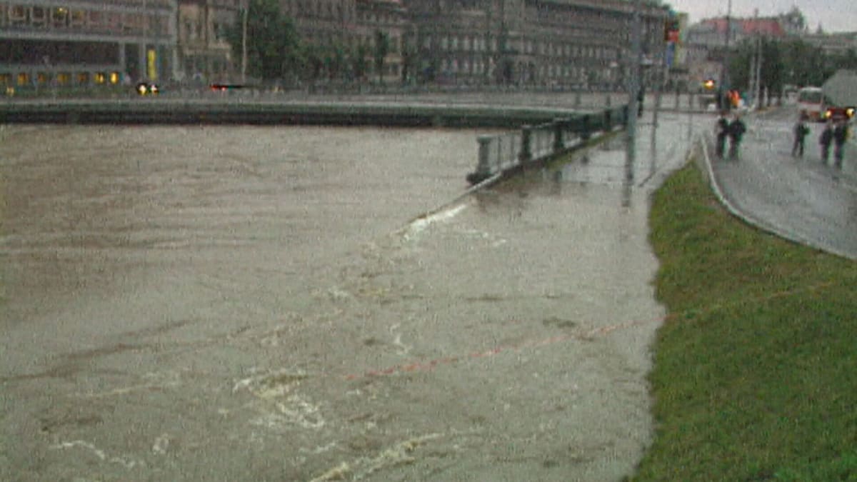 Před 20 lety se Českem prohnaly jedny z nejničivějších povodní, které braly domovy i životy. 