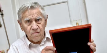 Ve věku 98 let zemřel Jiří Světlík. Pomáhal vězňům v lágrech, dostal za to dvacet let
