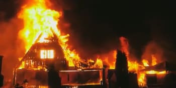 Zkáza Slunečních lázní v Jablonci. Historickou výletní restauraci zdevastoval požár