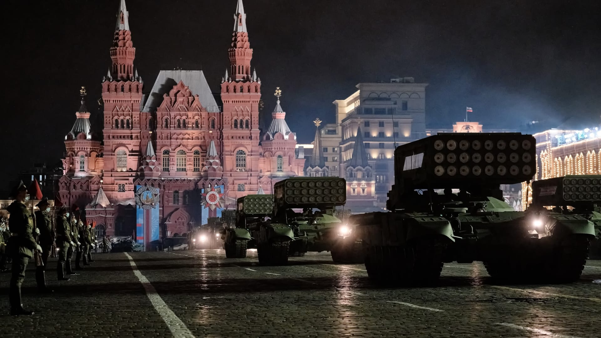 Vojenská přehlídka ke Dni vítězství v Moskvě (Ilustrační obrázek)