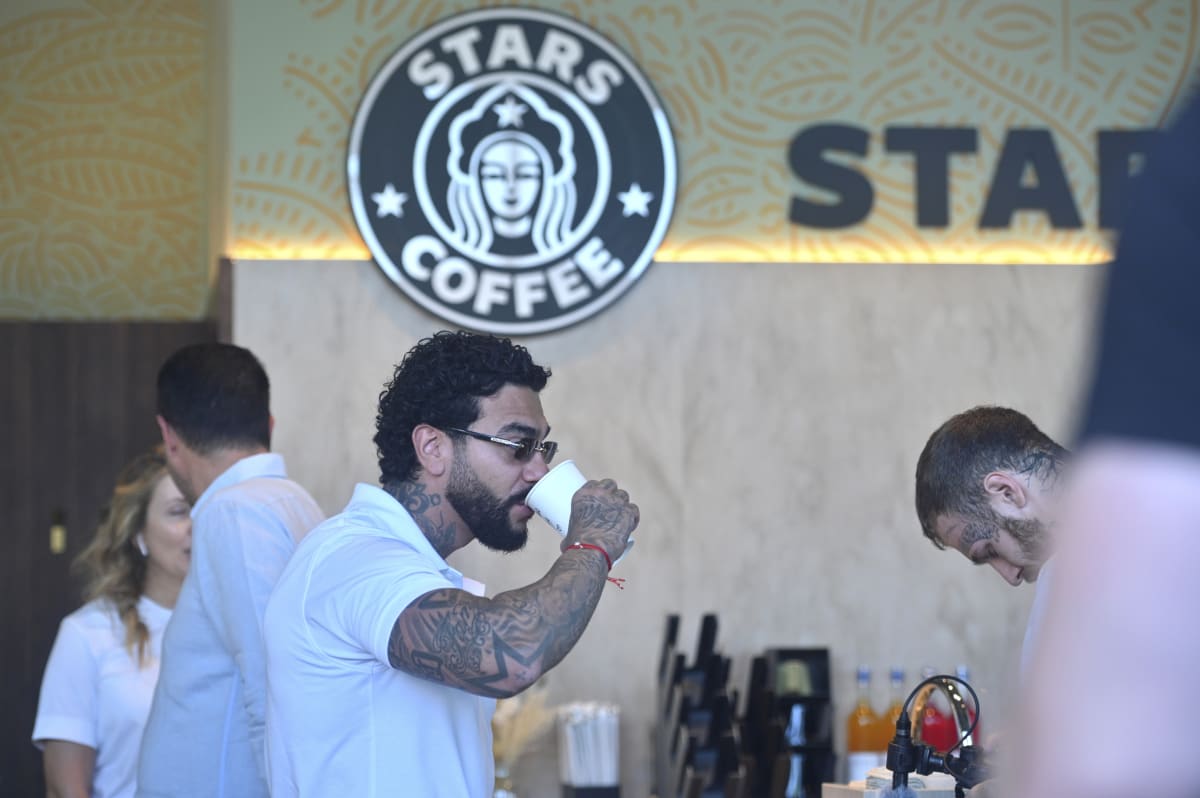 Rapper Timati v nové pobočce Stars Coffee