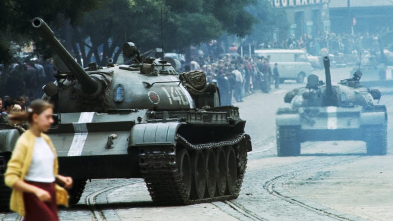 Okupaci Československa neprovedly jen statisíce vojáků a tanky. Armádu čekaly rázné čistky