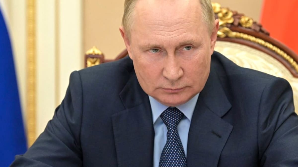 Ruského prezidenta Vladimira Putina znepokojuje, že po začátku války na Ukrajině zvýšili ruští činitelé svoji spotřebu alkoholu.