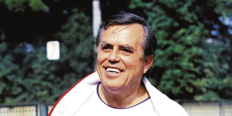 Antonín Jedlička našel smrt na tenisovém kurtu.