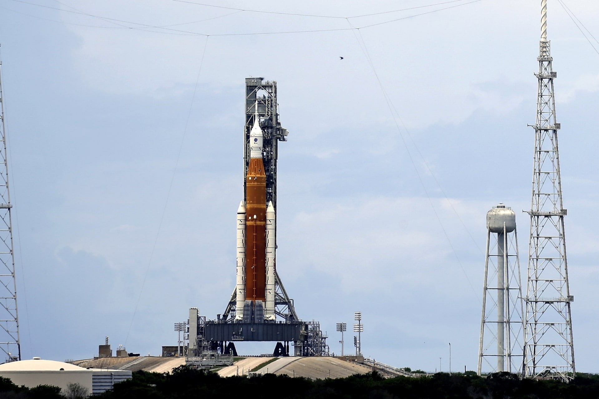  Start rakety na Měsíc přijely na Floridu sledovat statisíce lidí.