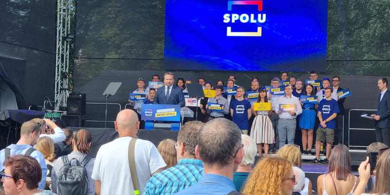 Na zahájení kampaně koalice Spolu ke komunálním volbám mluvil i ministr práce a sociálních věcí a šéf lidovců Marian Jurečka.