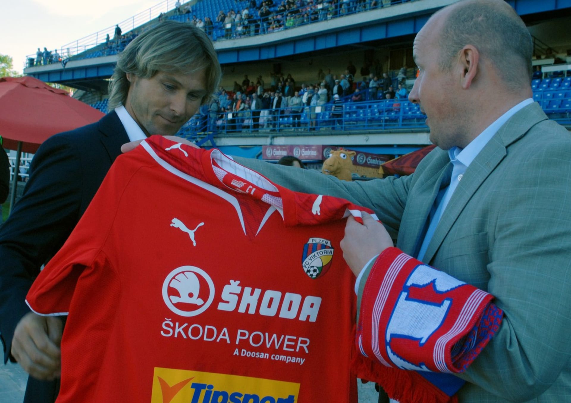 I když v dospělé kariéře neodehrál za Viktorii Plzeň jediný zápas, Nedvěd je odchovancem nyní úspěšného západočeského klubu.