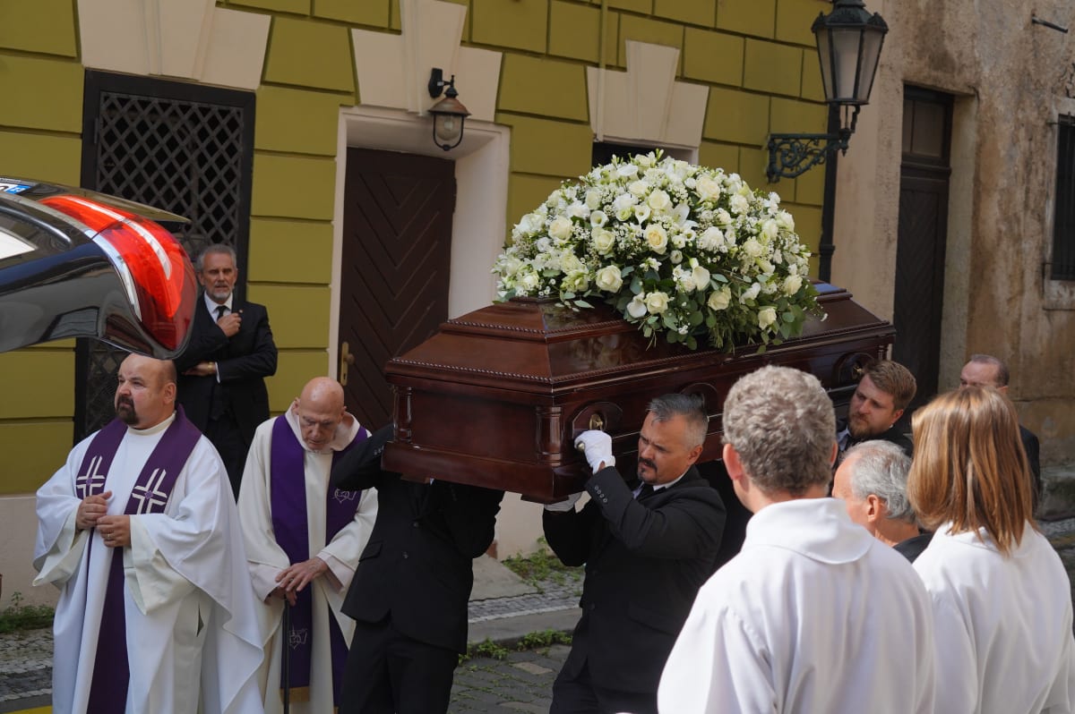Pohřeb Hany Zagorové. 