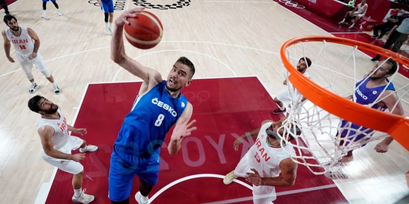 Tomáš Satoranský figuruje na soupisce pro EuroBasket.