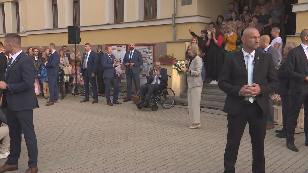 Prvňáčky v Lánech tradičně přivítal prezident Miloš Zeman.
