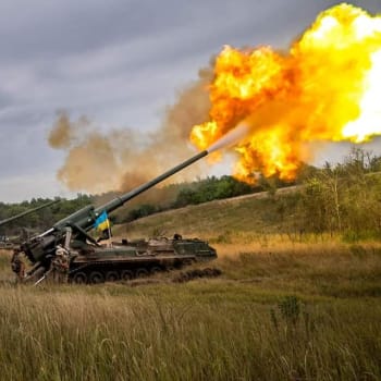 Ukrajinci ostřelují ruské pozice. (1. září 2022)