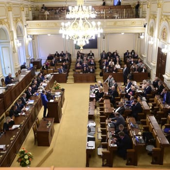 Jednání Poslanecké sněmovny k vyhlášení nedůvěry vládě 1.9.