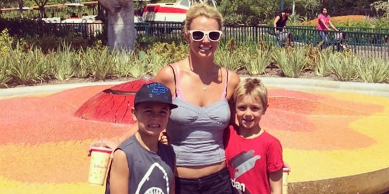 Britney Spears se svými dvěma syny