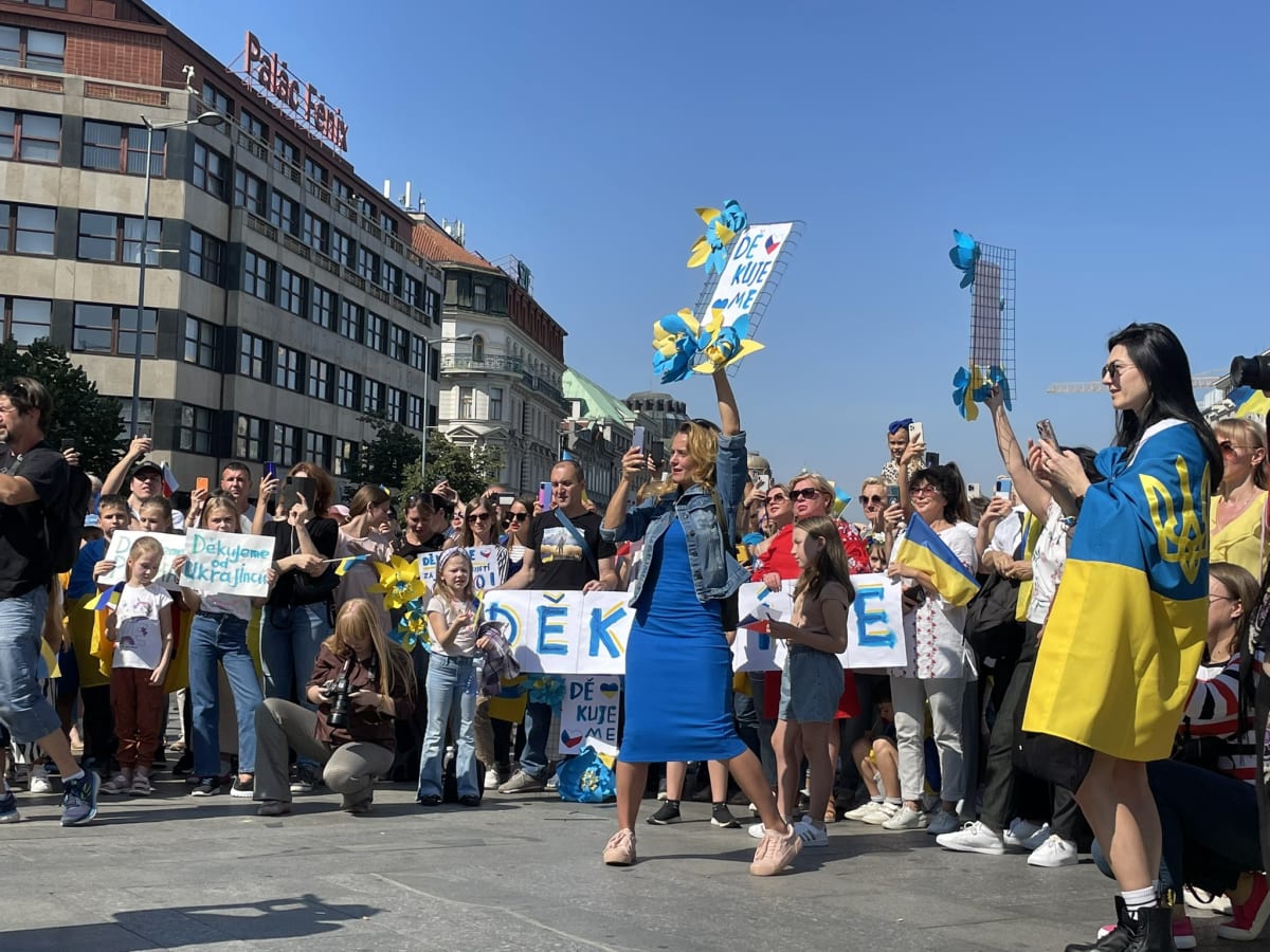 Ukrajinci poděkovali Česku za pomoc Pochodem vděčnosti
