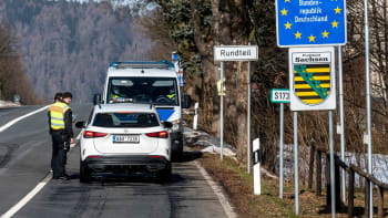Německo jde do boje s převaděči na hranicích s Českem. Okamžitě zesiluje kontroly i u Polska