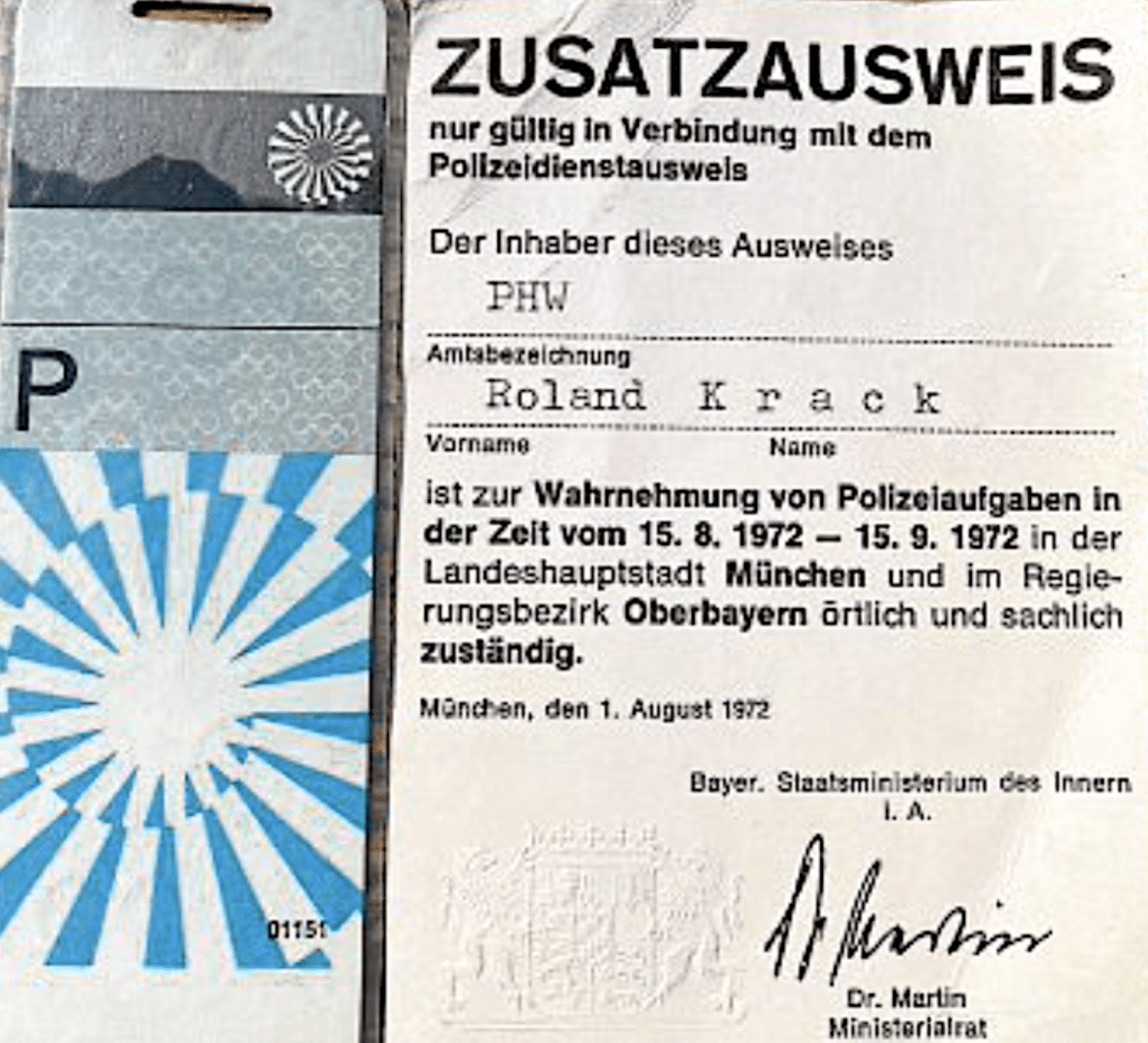 Služební průkaz z doby olympijských her v Mnichově 1972 si policista Roland Krack uchovává dodnes. 