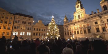 Dočkají se Češi letos vánočních trhů nebo kluzišť? Radnice už řeší, zda na svátcích šetřit