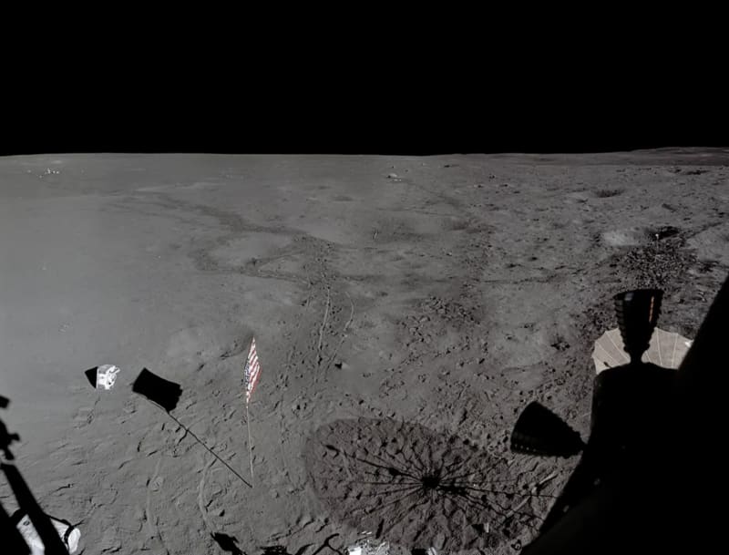 Edgar Mitchell z Apolla 14 vyfotil přistávací oblast