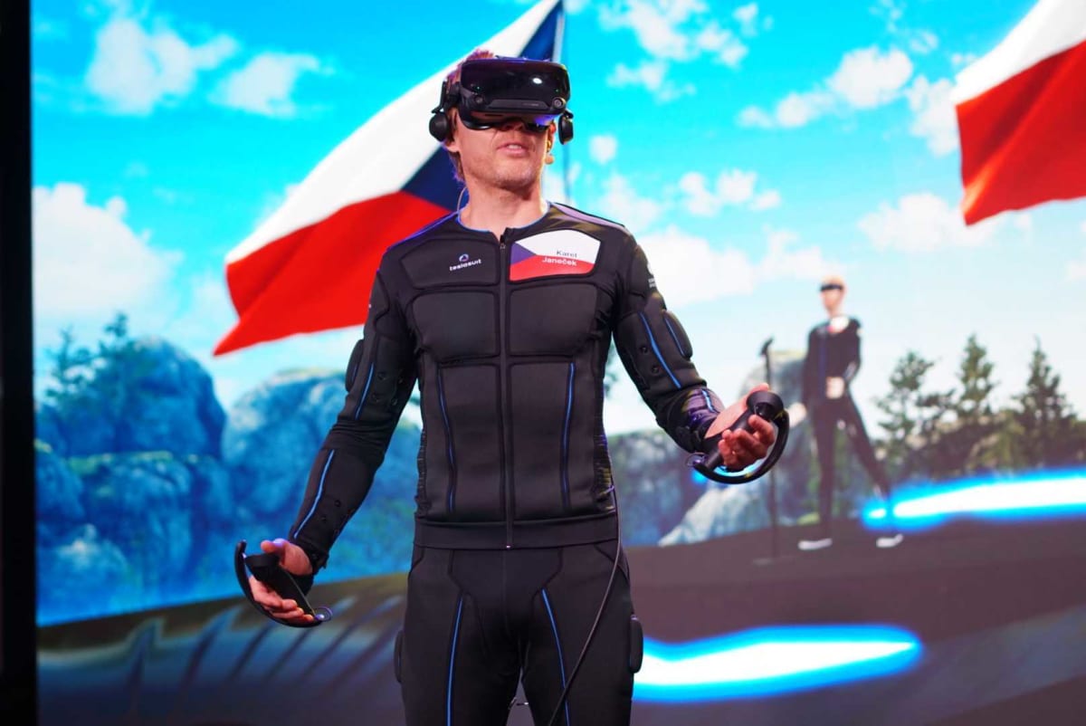 Prezidentská kampaň miliardáře Karla Janečka. Svou vizi představil i ve virtuální realitě. (7. 9. 2022)
