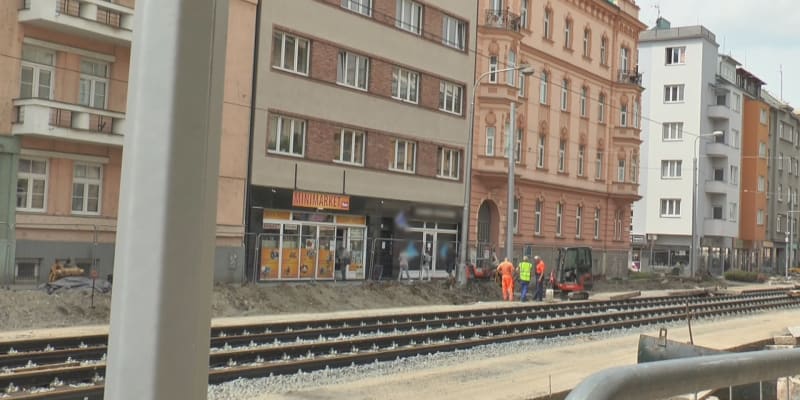 Koncem května nebezpečný recidivista v Olomouci střelil barmanku do hlavy.