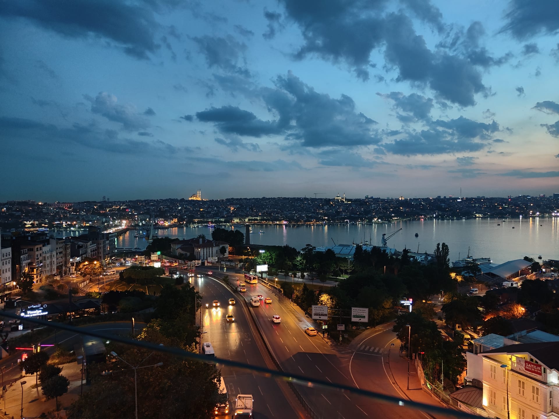 Istanbul, fotka z realme GT 2 Pro