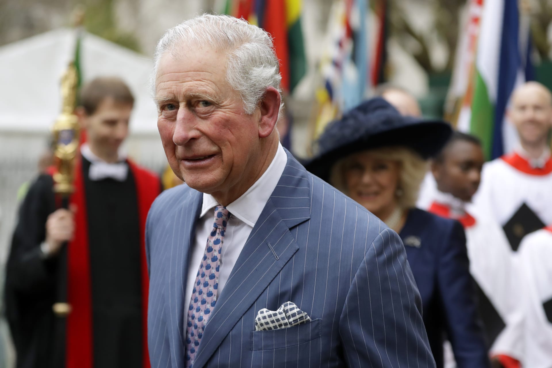 Novým britským králem se stal nejstarší syn Alžběty II., princ Charles.