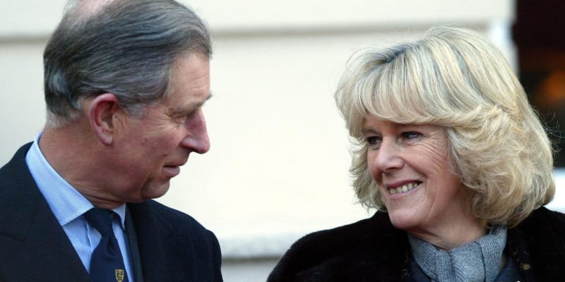Nový britský král Charles se svou manželkou Camillou, vévodkyní z Cornwallu
