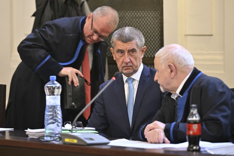 Expremiér Andrej Babiš (ANO) u soudu kvůli kauze Čapí hnízdo (12. 9. 2022)