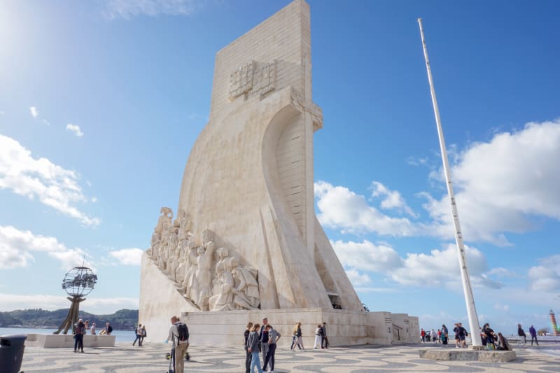 Památník objevitelů připomíná portugalskou objevitelskou historii. Na vrchu je vyhlídka, uvnitř pak muzeum.
