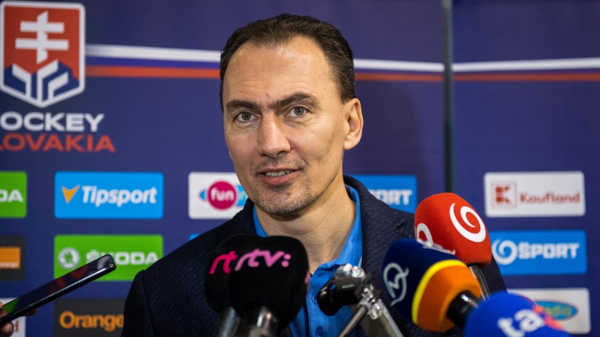 Současný šéf Slovenského svazu ledního hokeje Miroslav Šatan