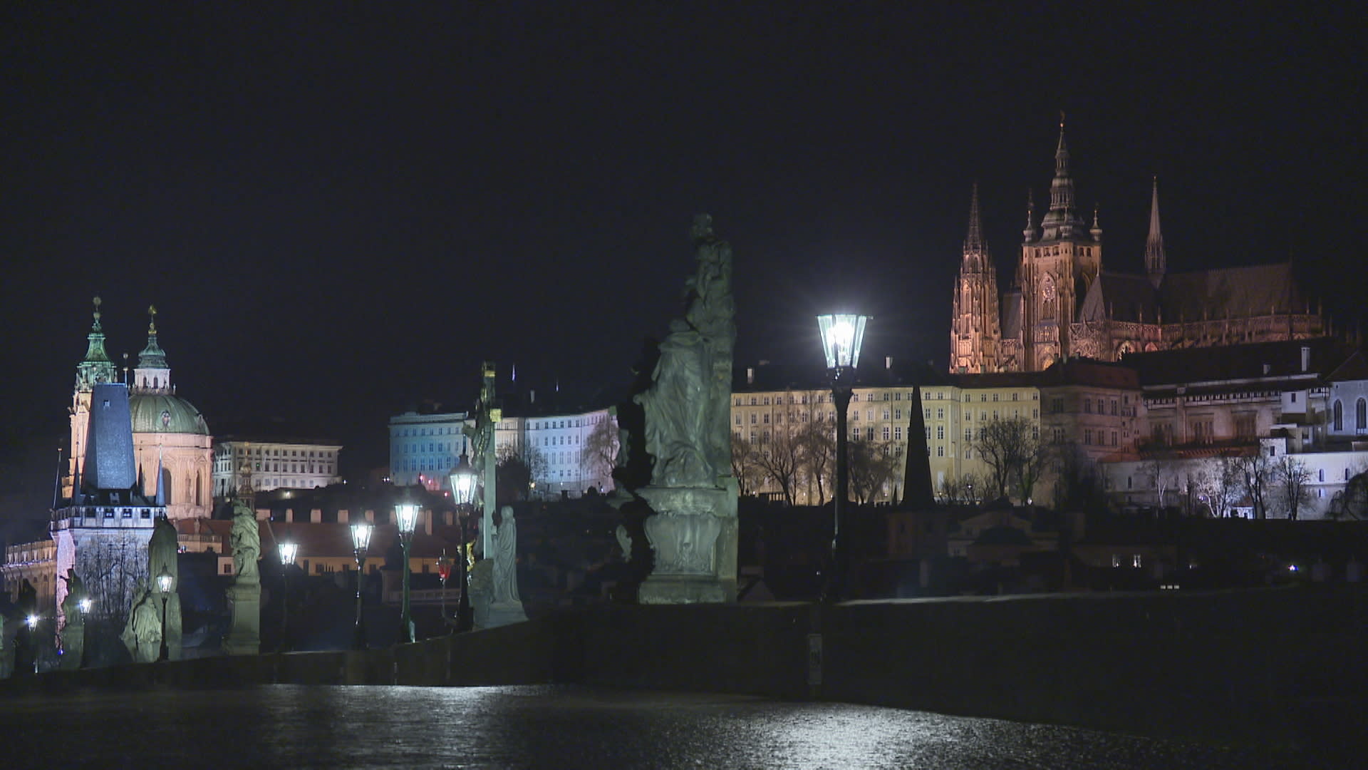Pražský hrad zavede řadu úsporných opatření.