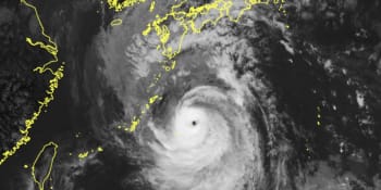 Dva miliony Japonců ohrožuje blížící se tajfun Nanmadol, statisíce lidí se evakuují