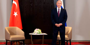 Ponížený Putin? Po prezidentovi Kyrgyzstánu musel potupně čekat i na Erdogana
