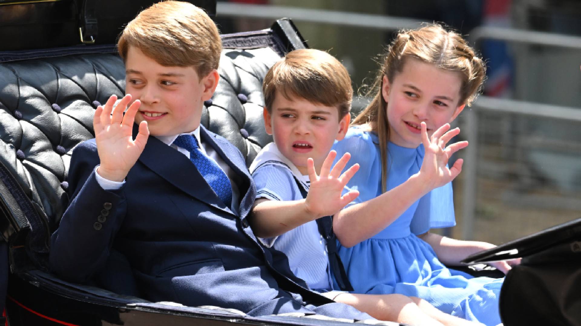 Princ George, princ Louis a princezna Charlotte budou mít důležitou roli při korunovaci.