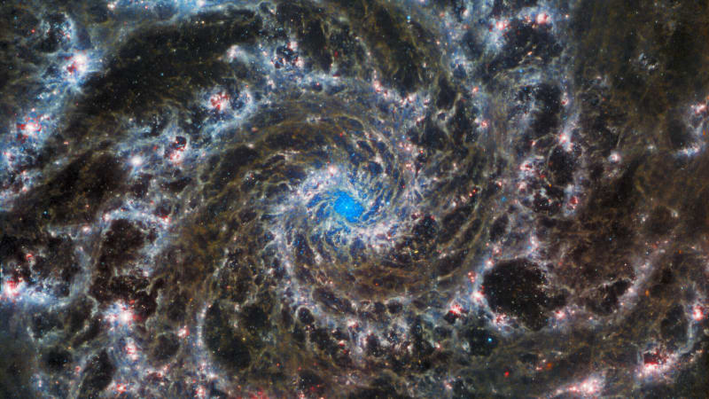 Spirálovitá galaxie M74