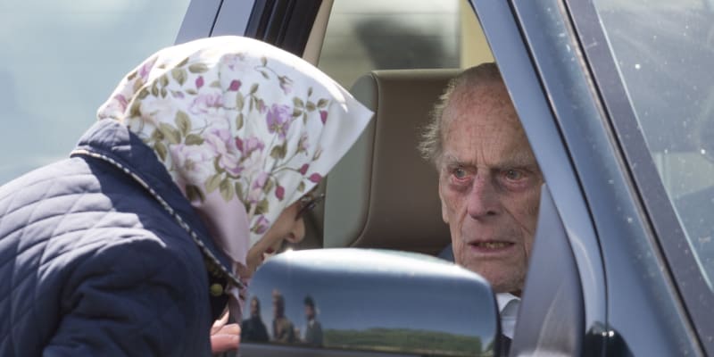Princ Philip si řízení auta užíval do vysokého věku 