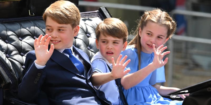 Princ George, princ Louis a princezna Charlotte budou mít důležitou roli při korunovaci.