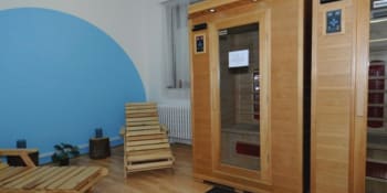 Volební místnost v sauně i psychiatrické léčebně. Lidé hlasují na řadě neobvyklých míst
