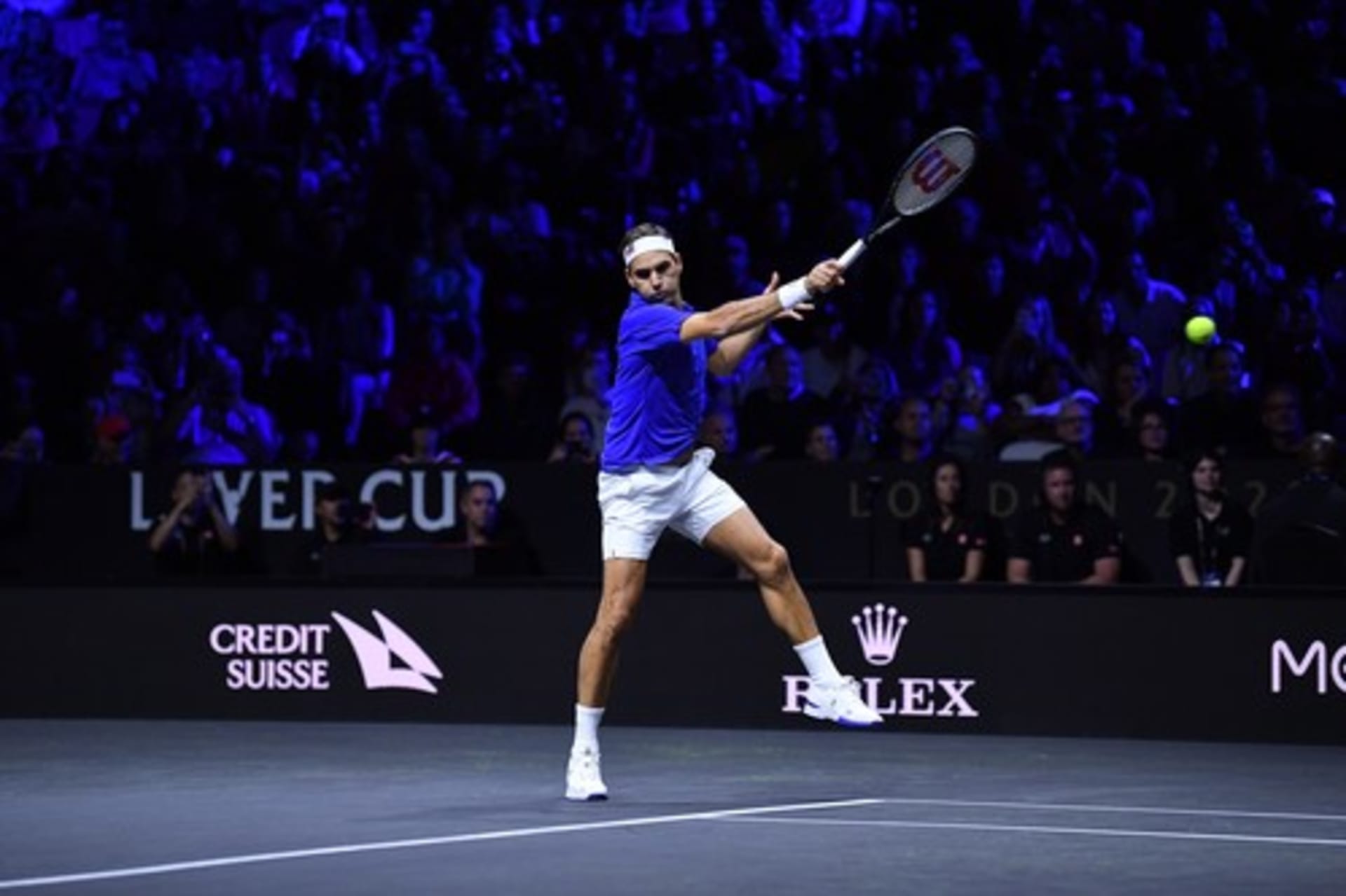 Tenisový fenomén a vítěz 20 grandslamových titulů Roger Federer prožil dojemné loučení se sportovní kariérou.