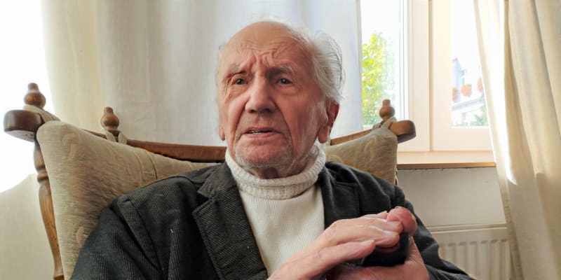 Velebný kmet z obecních voleb. Josef Orszulík, jeden ze tří nejstarších kandidátů pro komunální volby na Moravě a ve Slezsku. V červnu oslavil 92. narozeniny.