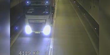 Hazard řidiče kamionu: Brněnským tunelem projel v protisměru, dispečink nereagoval