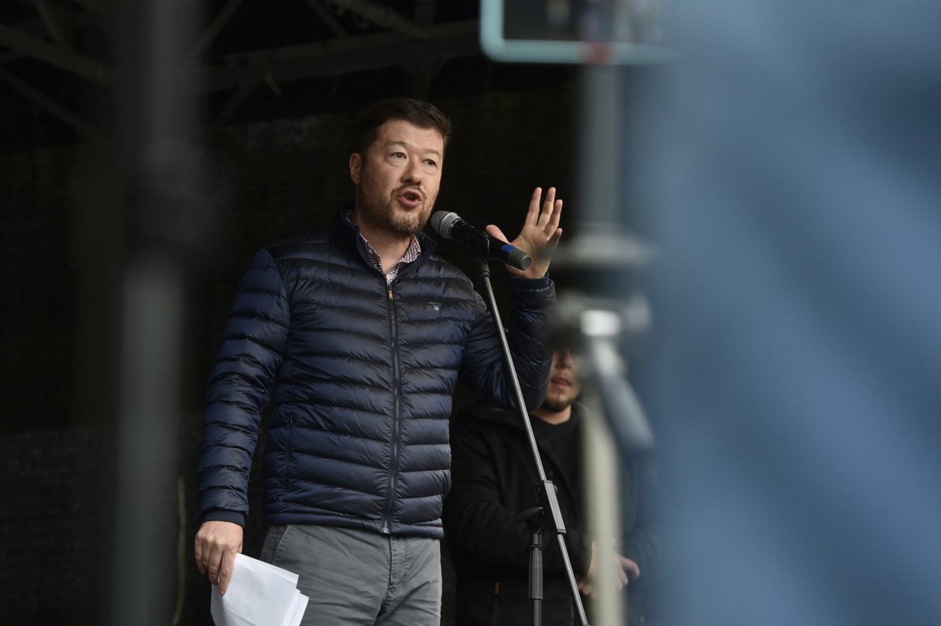 Demonstrace v Ostravě se zúčastnil i šéf hnutí SPD Tomio Okamura.