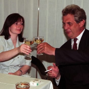 Miloš Zeman s manželkou Ivanou v roce 1996.