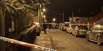 Drama v Ústí nad Labem. Policista postřelil útočníka, který ohrožoval svou rodinu