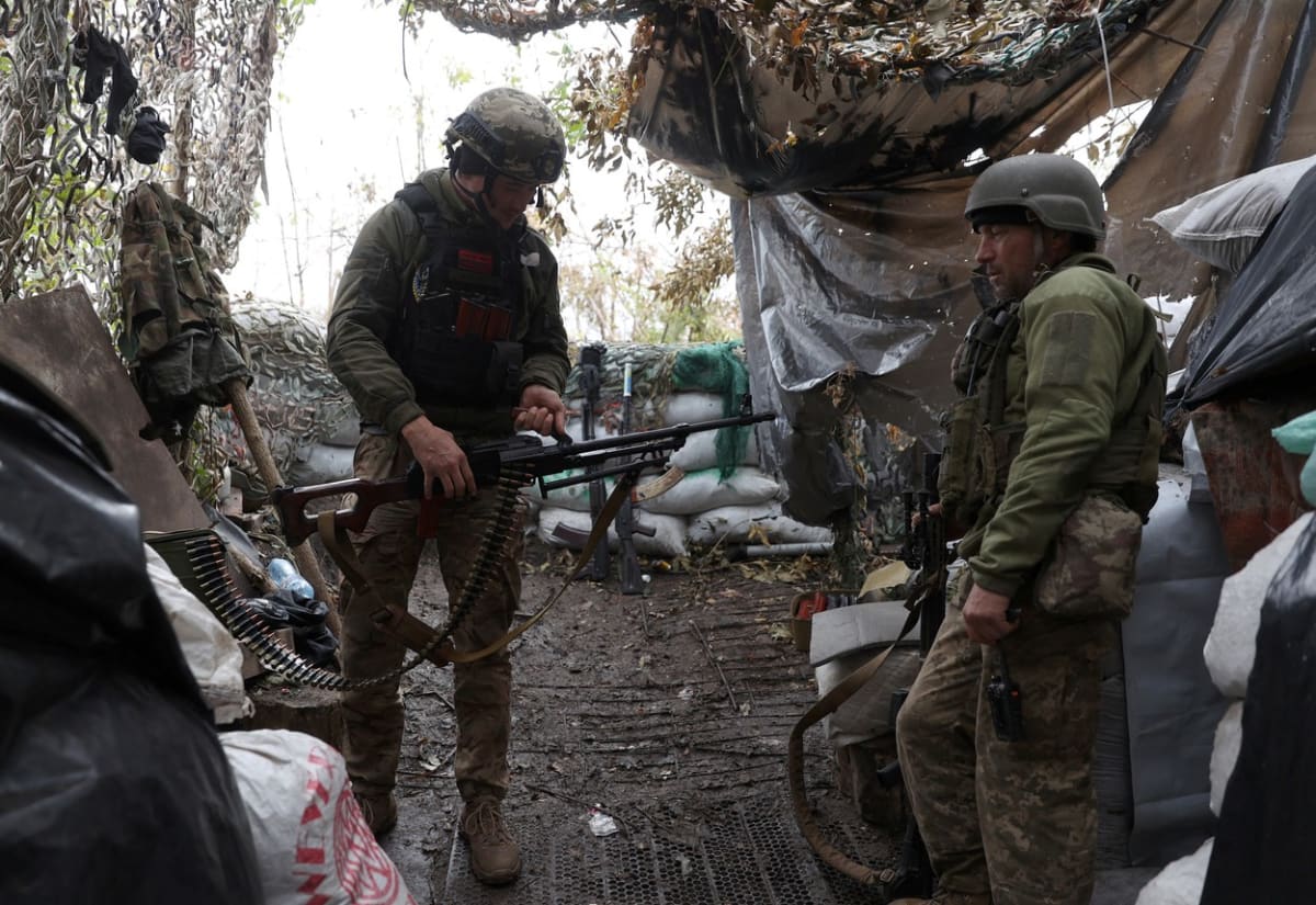 Ukrajinští vojáci na frontové linii v Doněcké oblasti