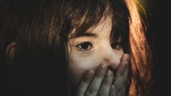 Hrůzný případ týrání z Českobudějovicka: Matka znásilňovala vlastní děti
